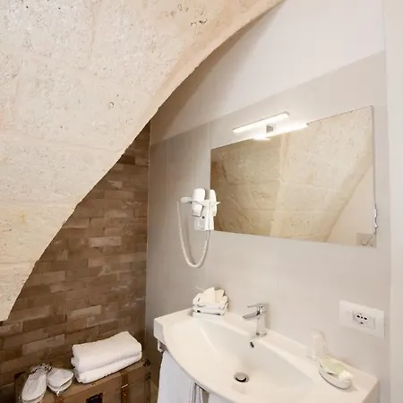 Il Vecchio Frantoio 4* Pezze di Greco